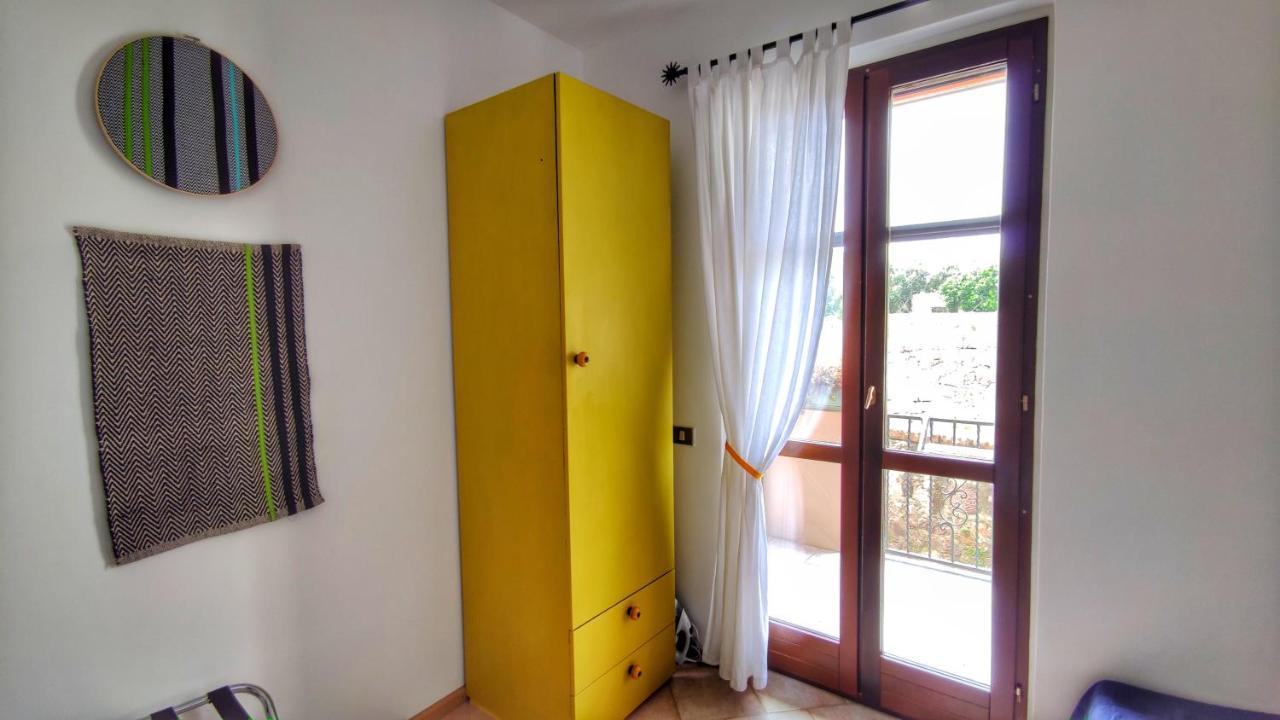 Temo River House Romantic Balcony And Peaceful Retreat In The Heart Of Bosa Esterno foto