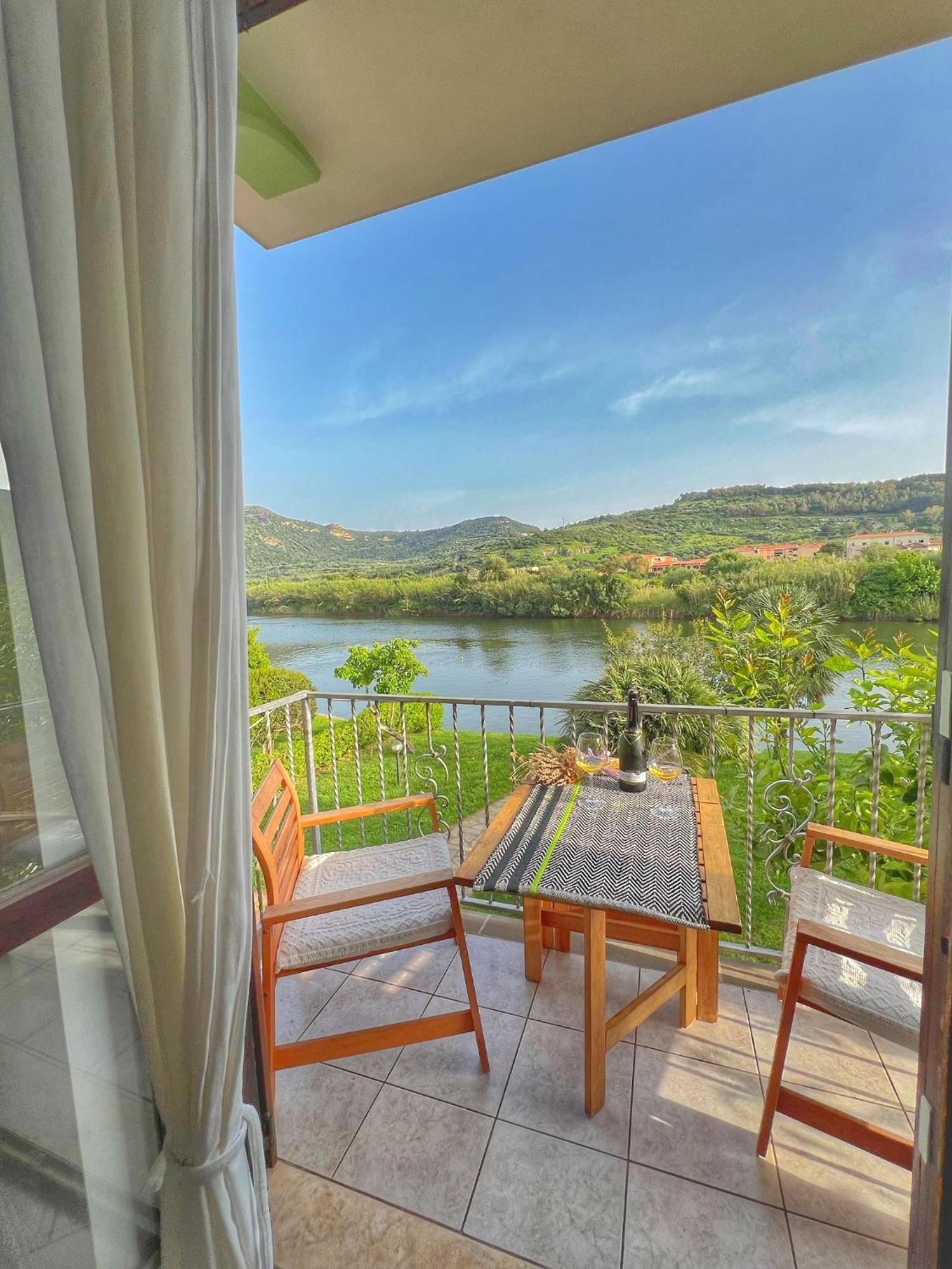 Temo River House Romantic Balcony And Peaceful Retreat In The Heart Of Bosa Esterno foto