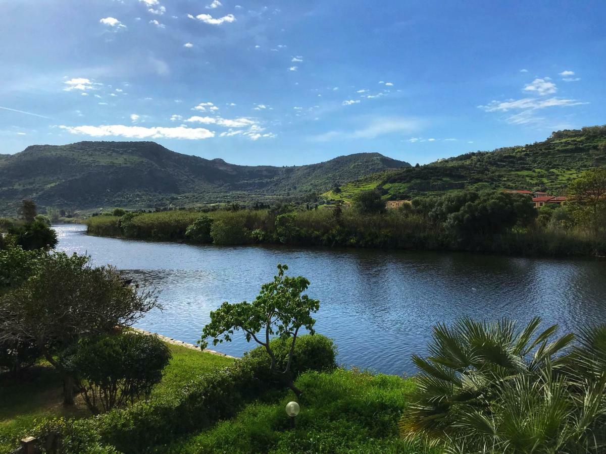 Temo River House Romantic Balcony And Peaceful Retreat In The Heart Of Bosa Esterno foto